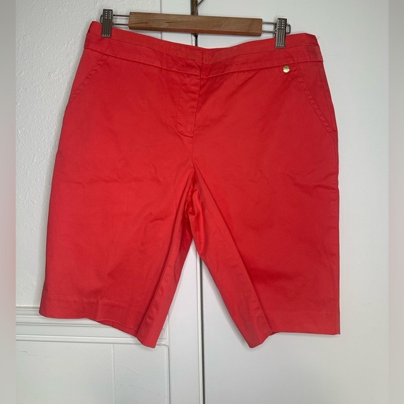Trina Turk Vibrant Coral Women's shorts size 8 - Picture 1 of 5